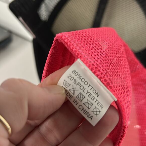 NWT Lot Of 2 Boutique Brand Smiley Face Adjustable Snap Back Baseball Caps OS - Picture 6 of 6